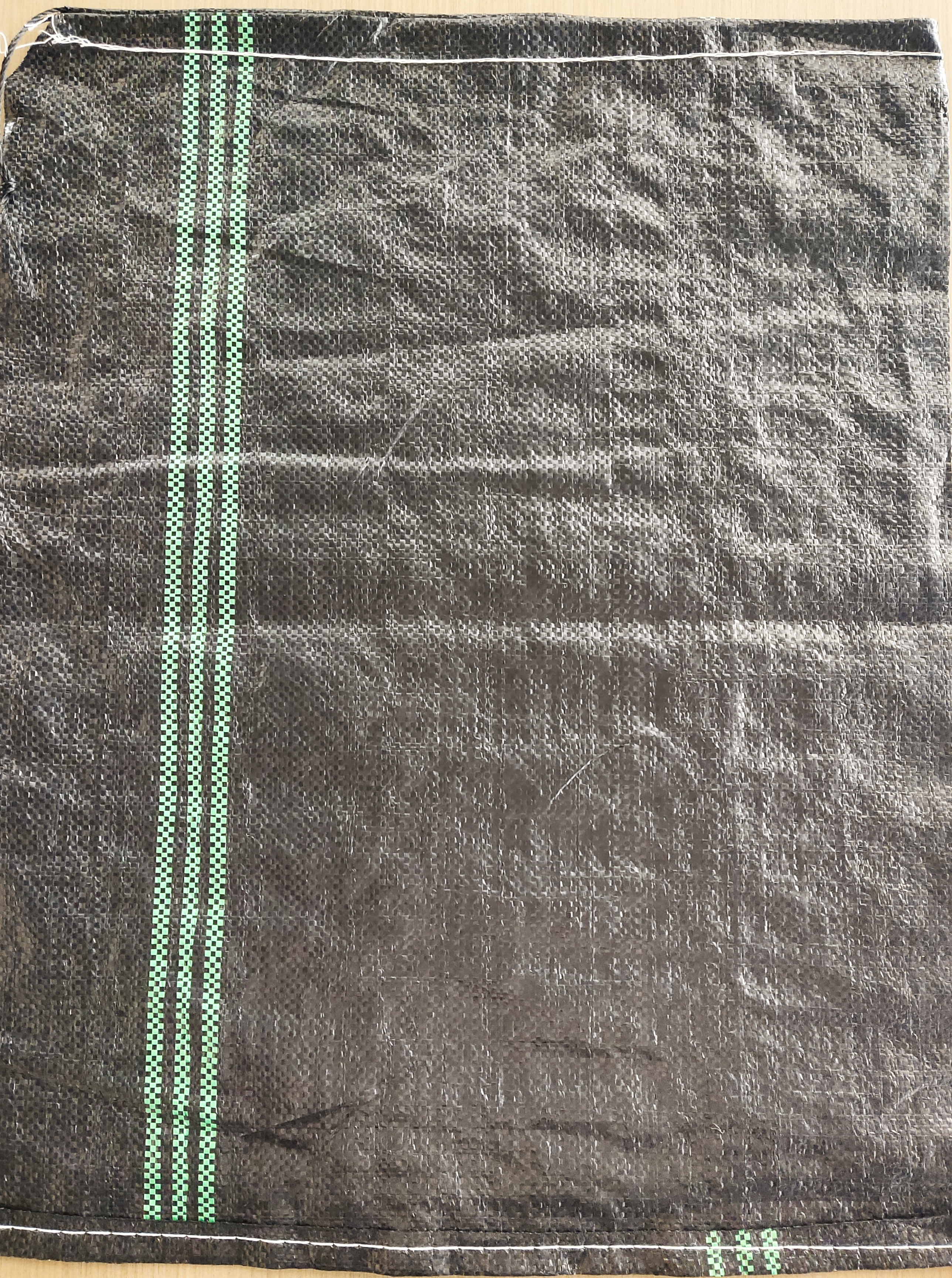 Small plastic woven bag number005