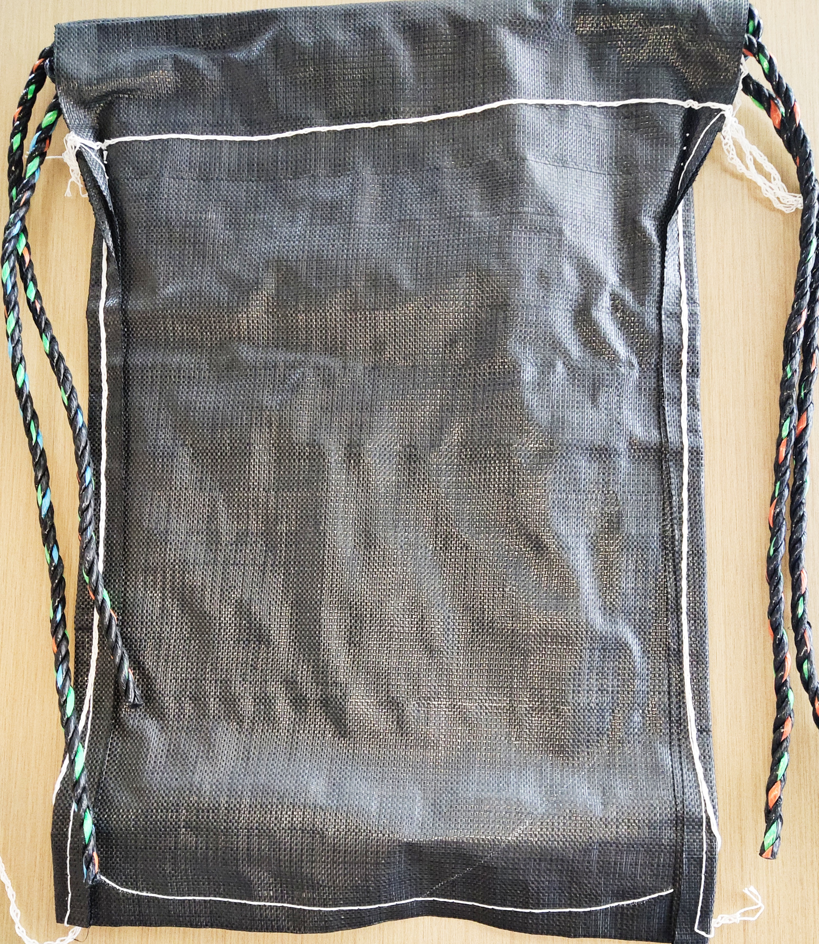 Small plastic woven bag number006